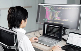 秦皇岛 ,php声明和调用变量的符号是什么？